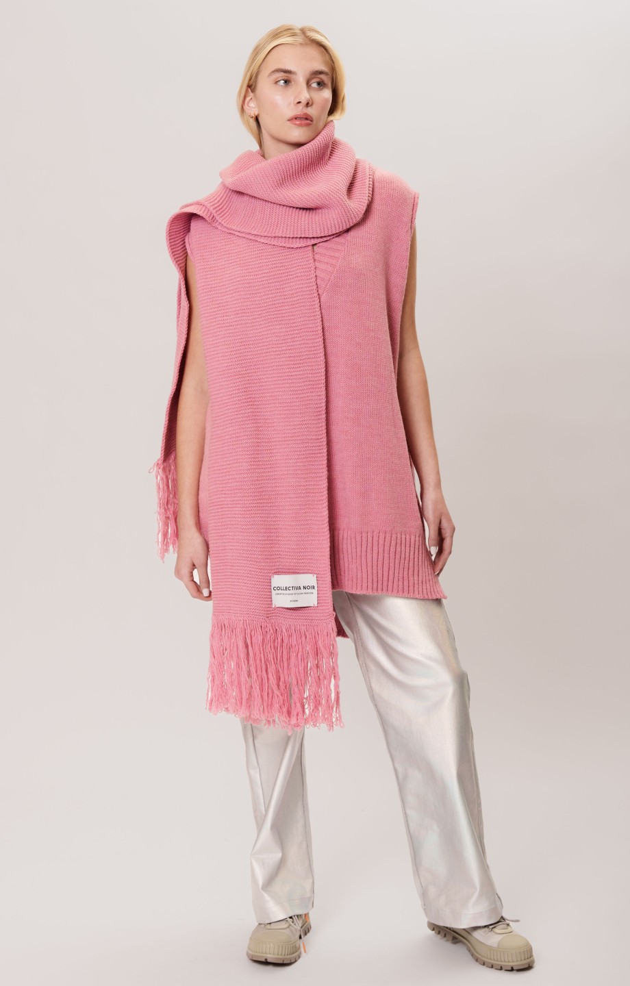 NO4 OVERSIZED SCARF