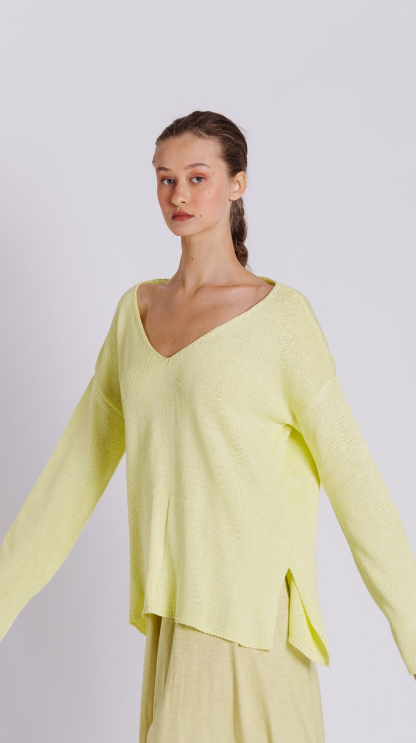 NO5 OVERSIZED TOP