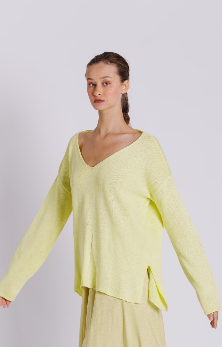 NO5 OVERSIZED TOP