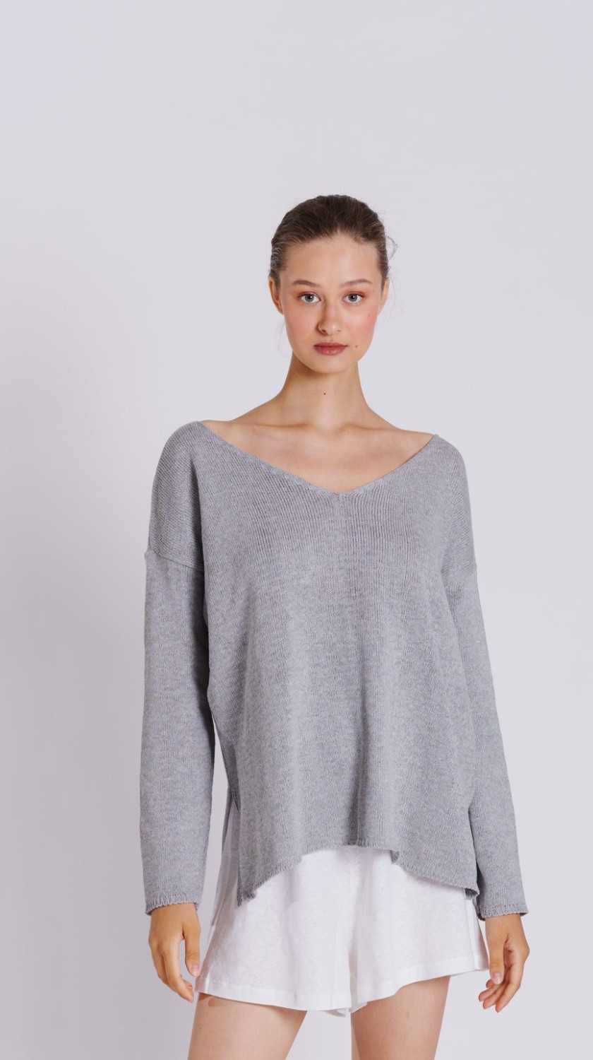 NO5 OVERSIZED TOP