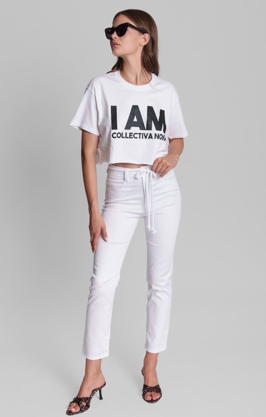 I AM BOLD CROP TEE