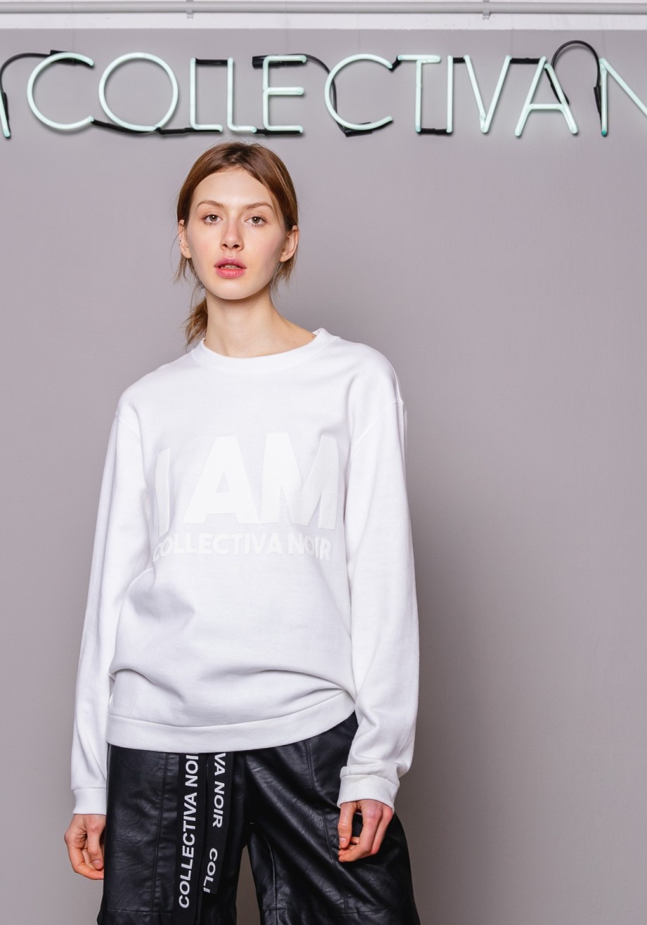 IAM BOLD SWEATSHIRT